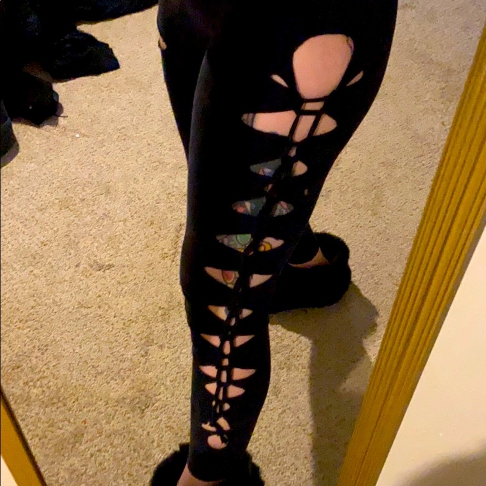Distressed leggings!!!!!💎make offers!!!!